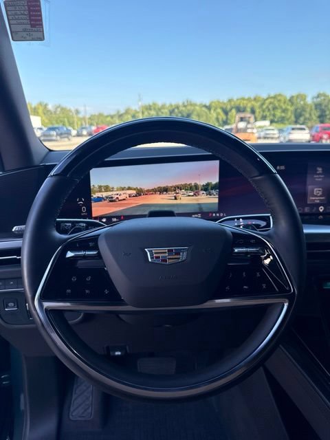 Used 2025 Cadillac Escalade ESV Premium Luxury w/ Touring Package AWD/4WD image 29