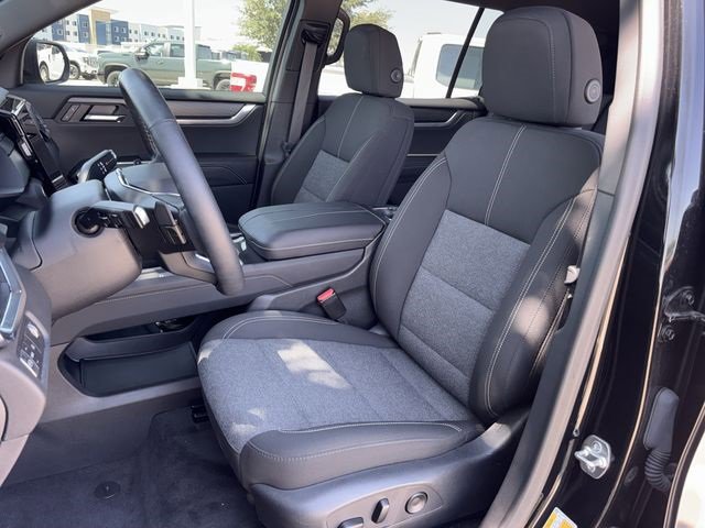 New 2025 GMC Acadia Elevation image 18