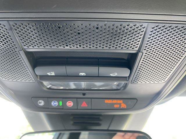 New 2025 Chevrolet Equinox EV LT image 14