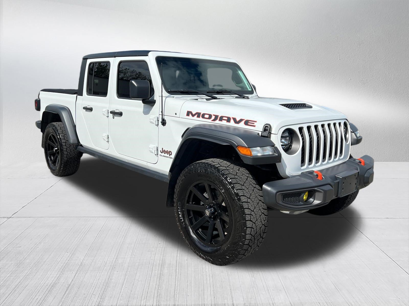 Used 2022 Jeep Gladiator Mojave AWD/4WD image 3