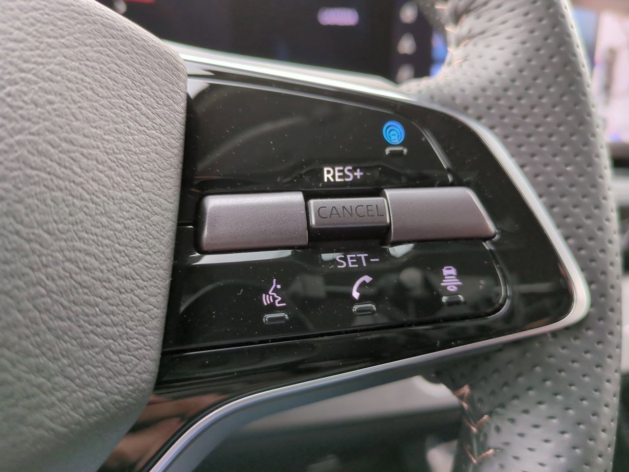 Certified 2024 Nissan Ariya AWD image 18