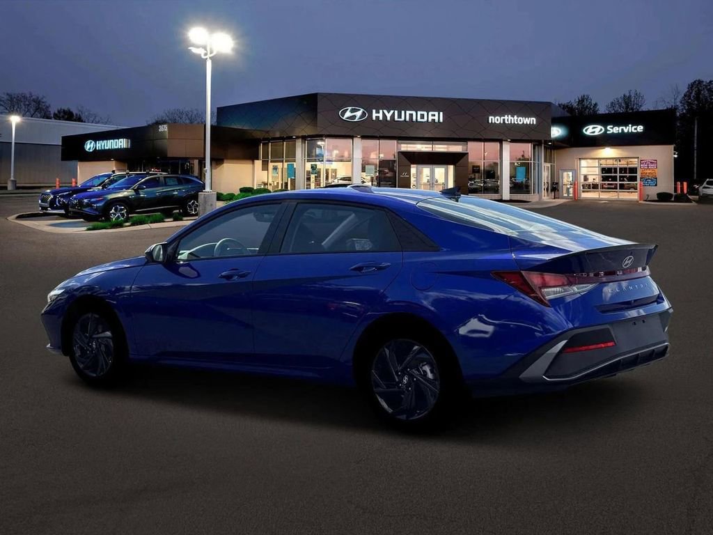 New 2026 Hyundai Elantra Sport FWD image 4