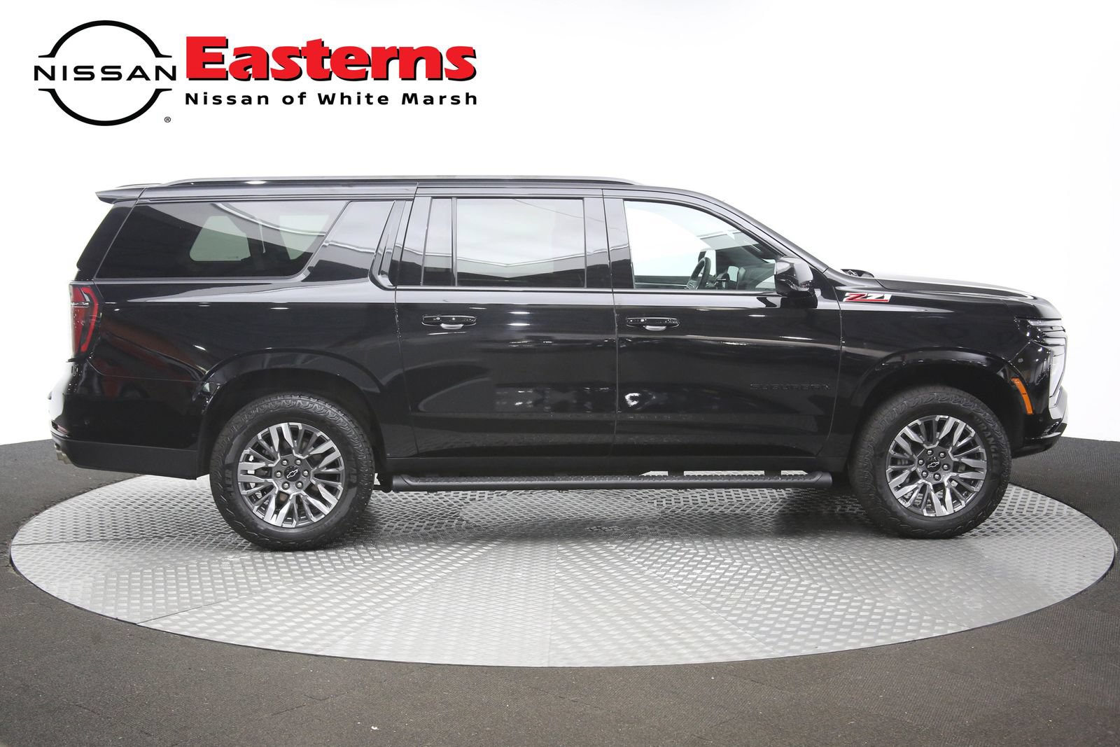 Used 2025 Chevrolet Suburban Z71 AWD/4WD image 48