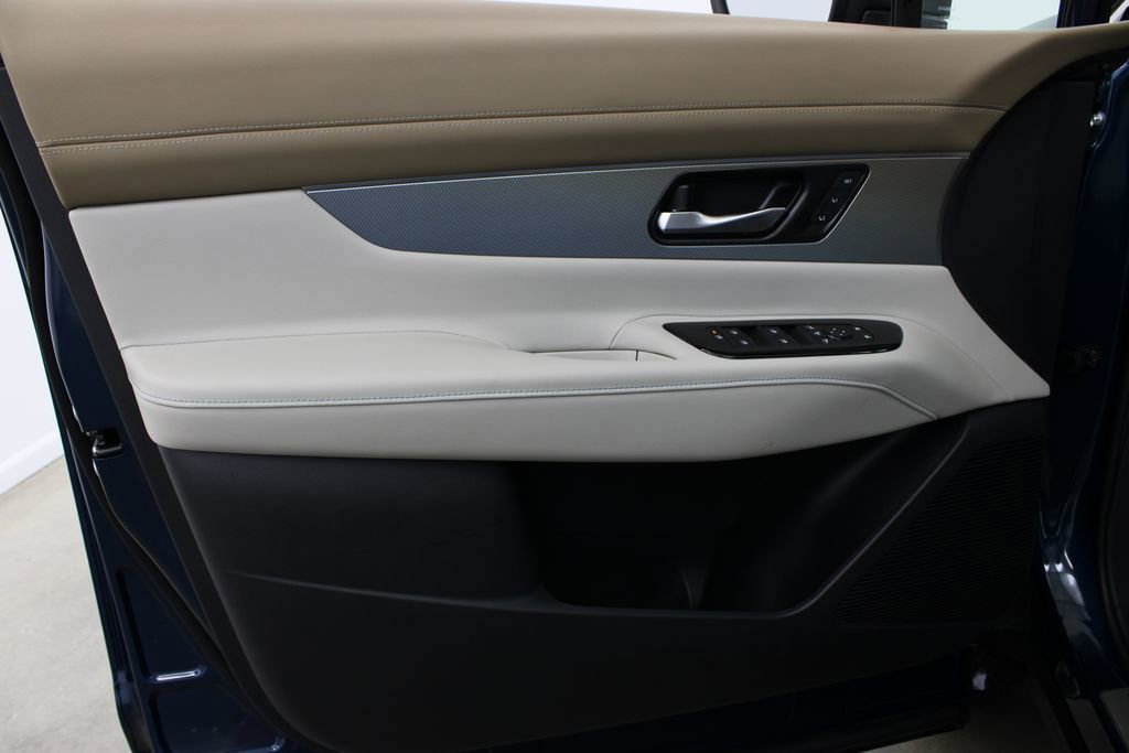 Used 2026 Nissan Murano Platinum w/ Cargo Package image 18