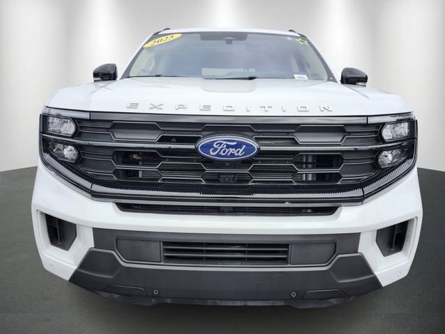 Certified 2025 Ford Expedition Max Active AWD/4WD image 8