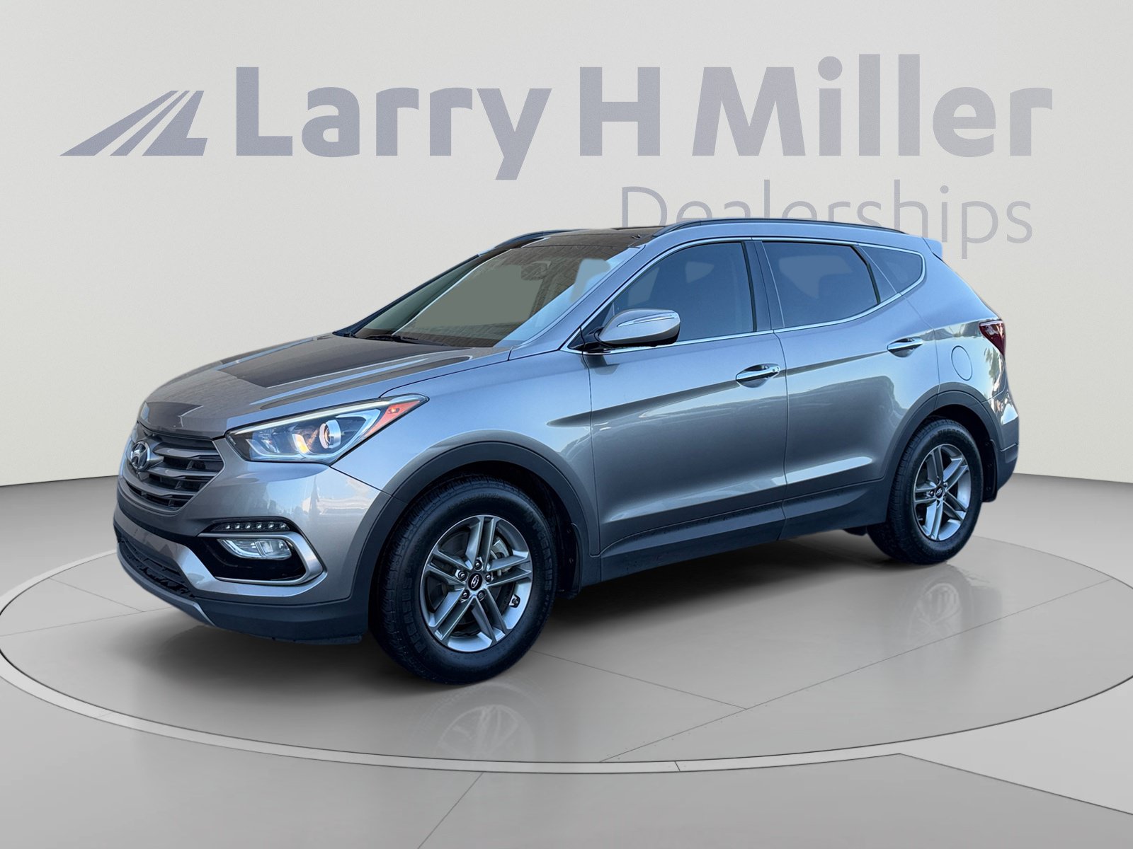 Used 2017 Hyundai Santa Fe Sport w/ 2.4L Tech Package 04 FWD image 1