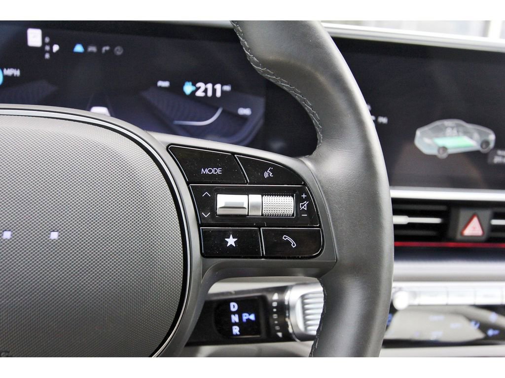 Used 2024 Hyundai Ioniq 6 Limited image 20