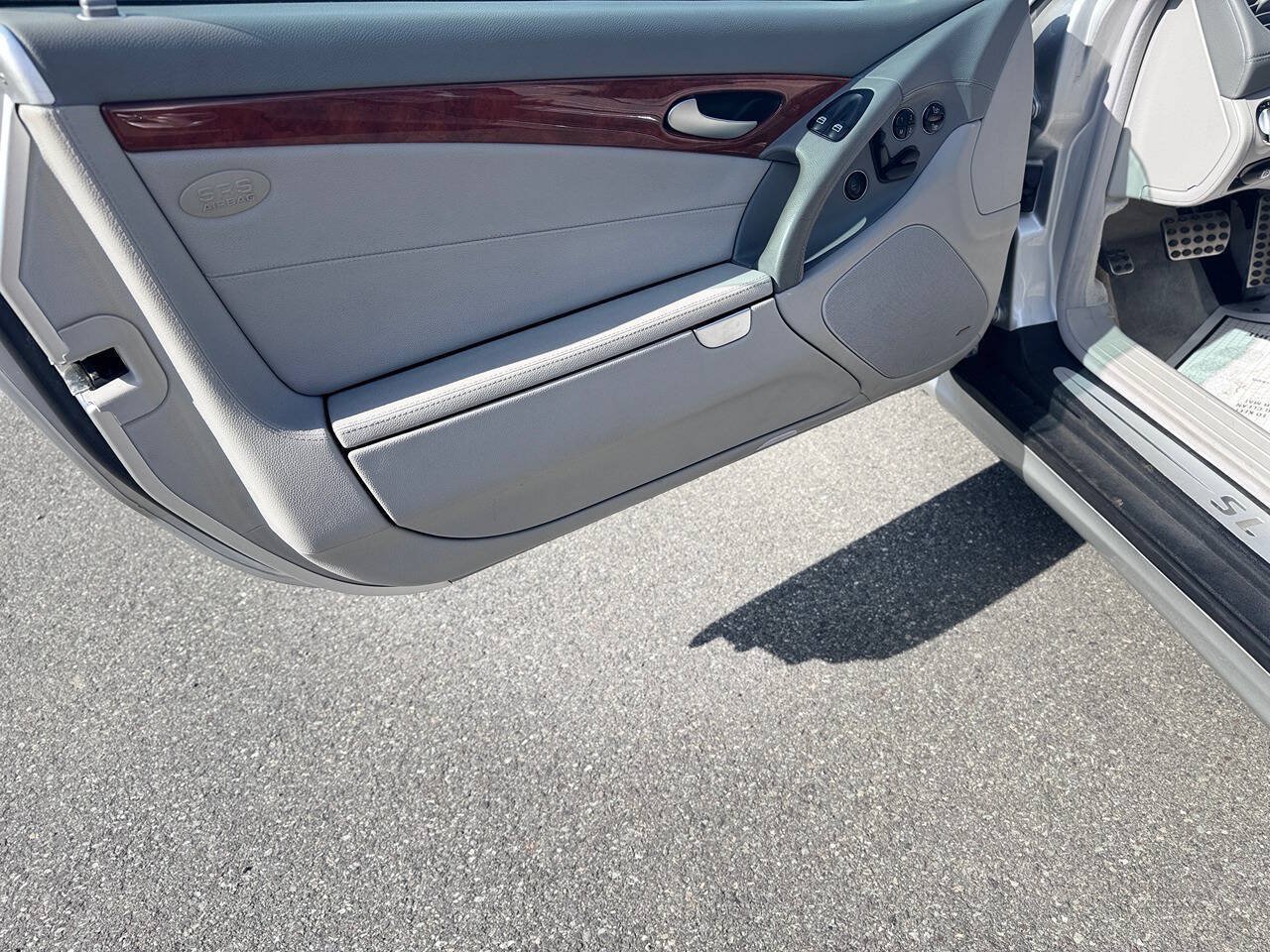 Used 2005 Mercedes-Benz SL 500 image 4
