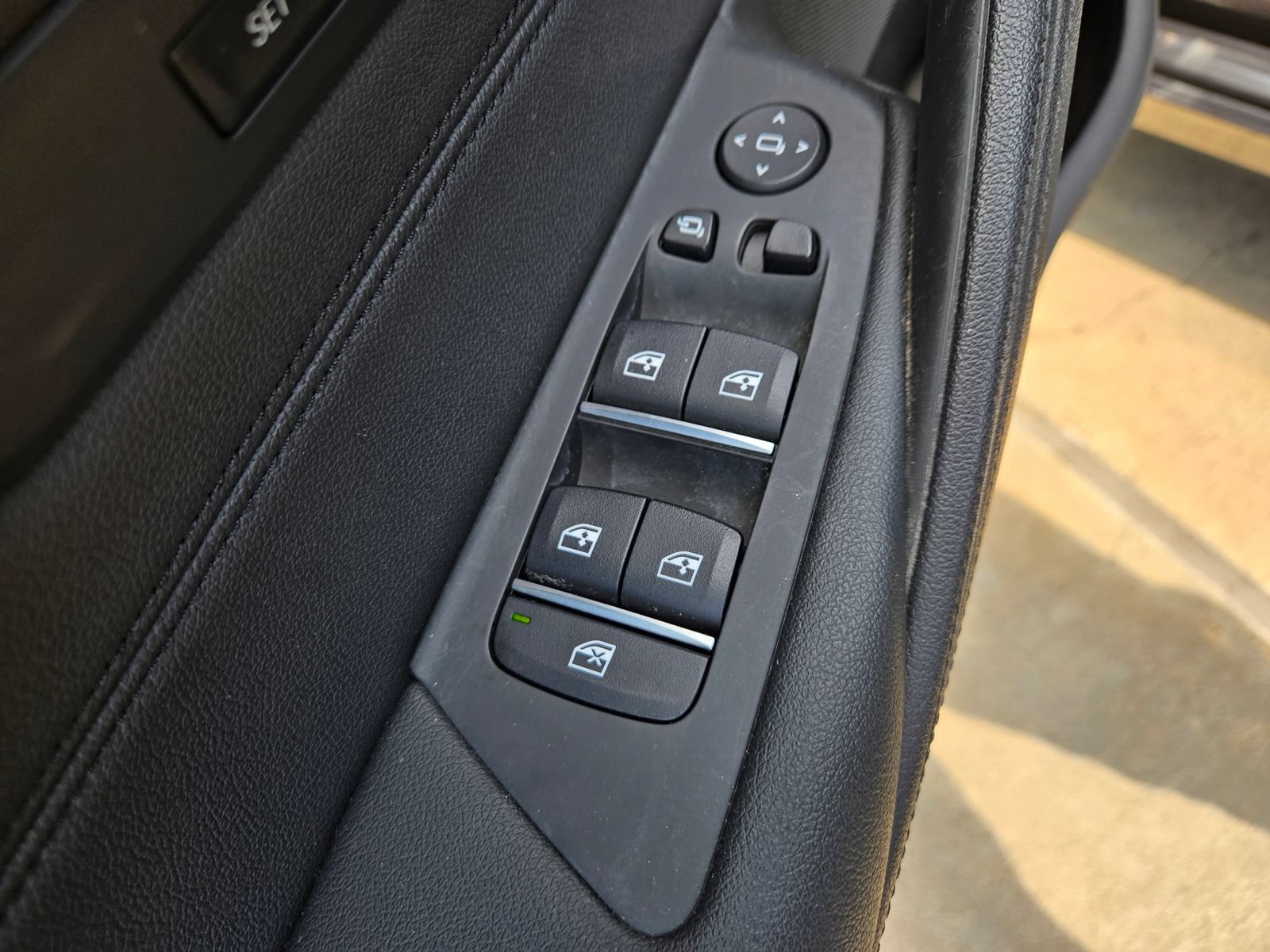 Used 2020 BMW 530i w/ Premium Package RWD image 32