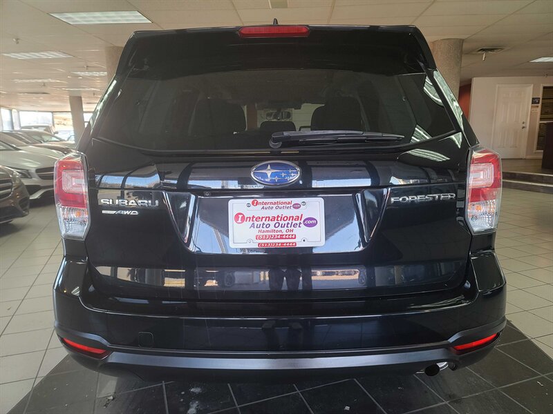 Used 2018 Subaru Forester 2.5i Premium AWD/4WD image 6