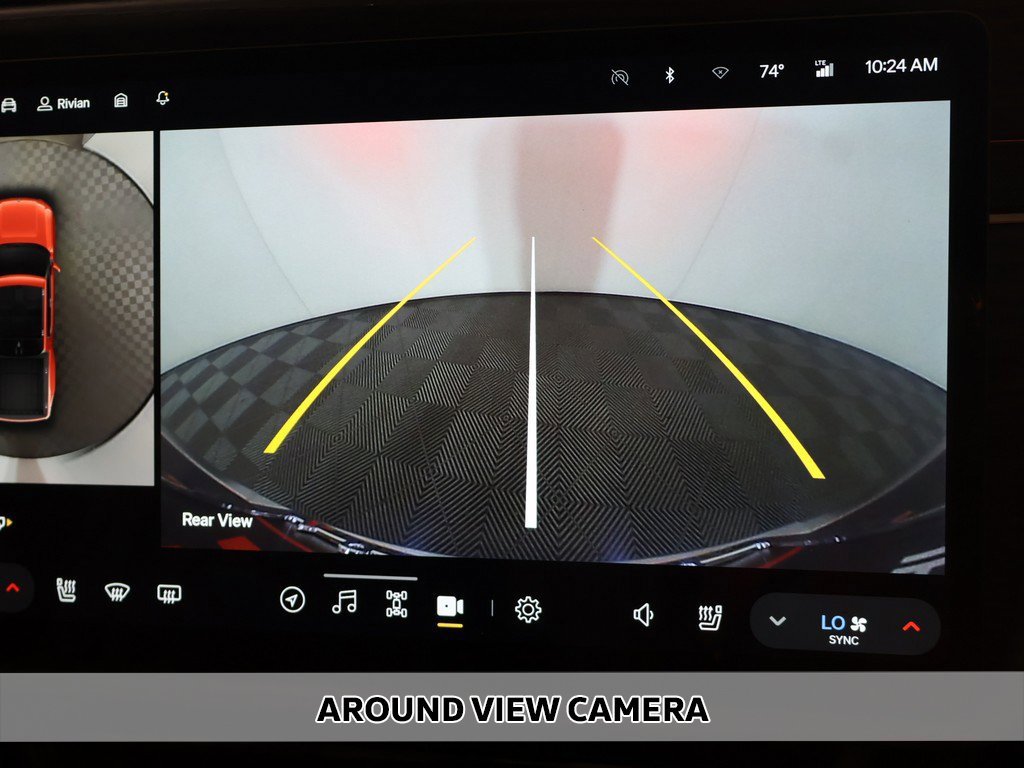 Used 2022 Rivian R1T Adventure image 7