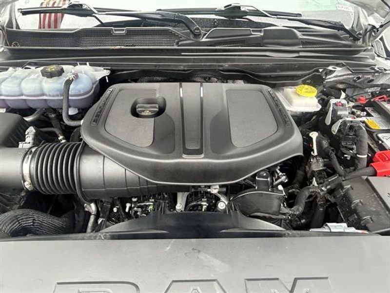 Used 2025 RAM 1500 Laramie image 30