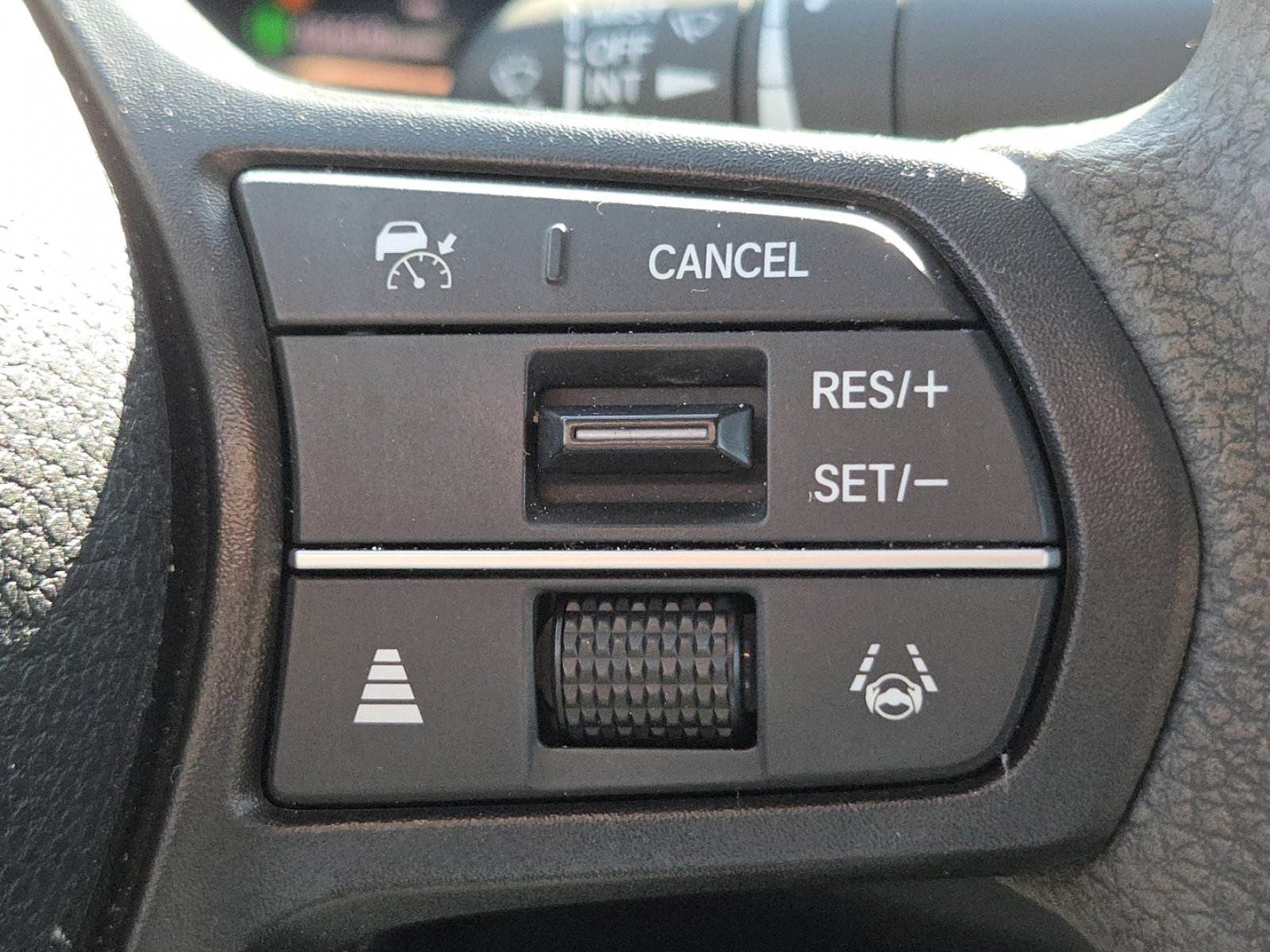 Certified 2023 Honda Accord EX image 11