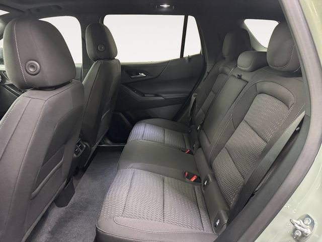 Used 2025 Chevrolet Equinox LT AWD/4WD image 21