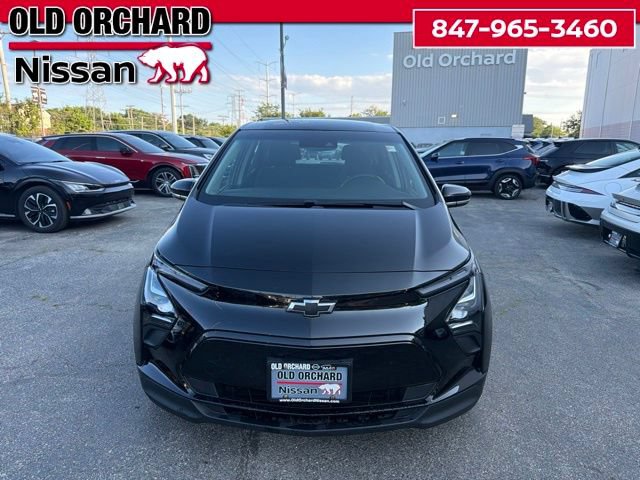 Used 2023 Chevrolet Bolt LT FWD image 2