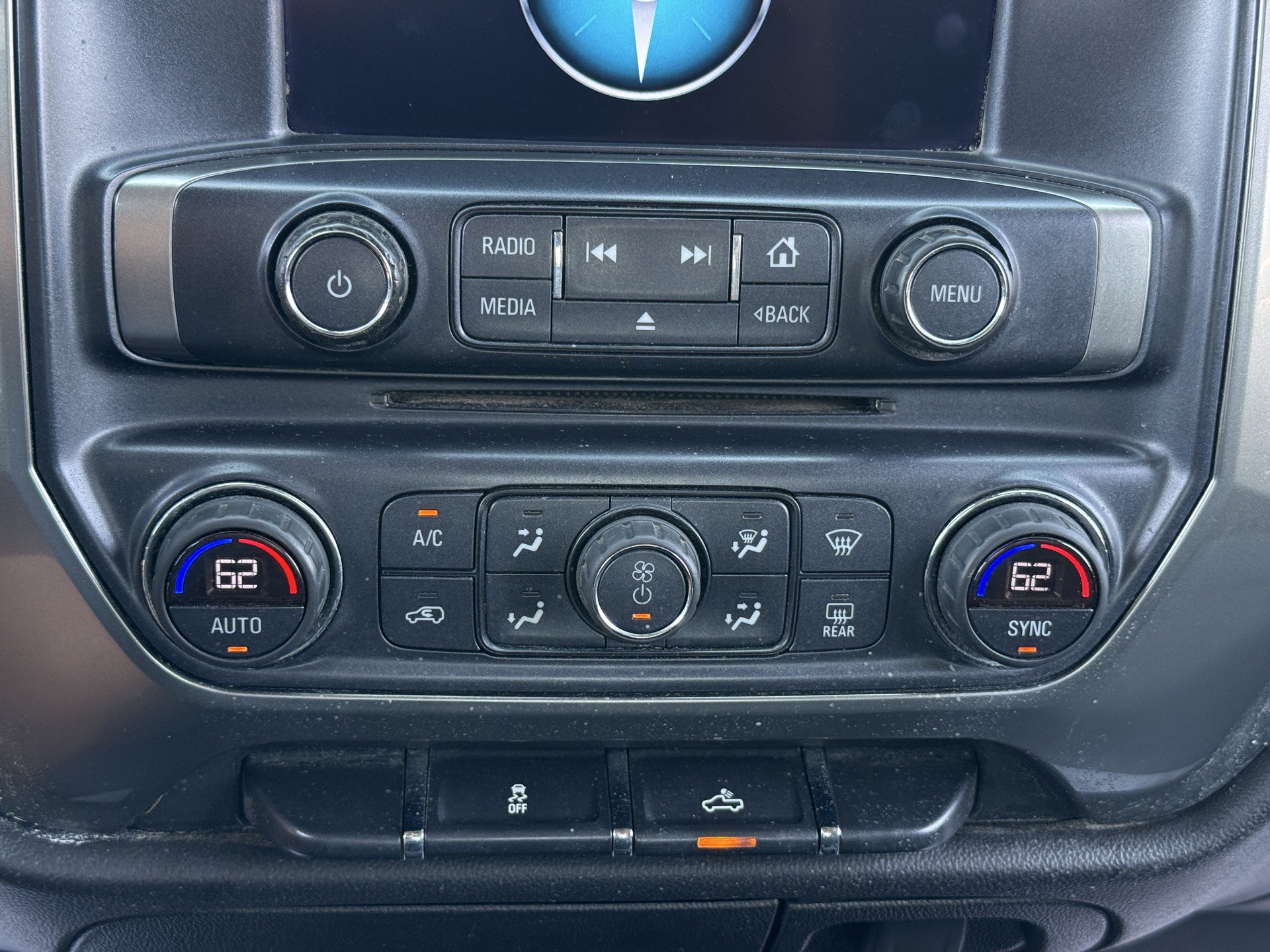 Used 2019 Chevrolet Silverado 1500 LT w/ All Star Edition AWD/4WD image 16