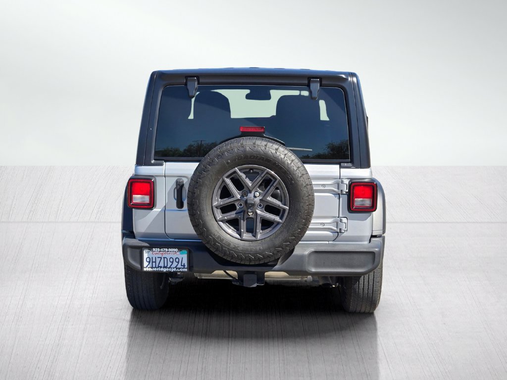 Used 2024 Jeep Wrangler Sport AWD/4WD image 5