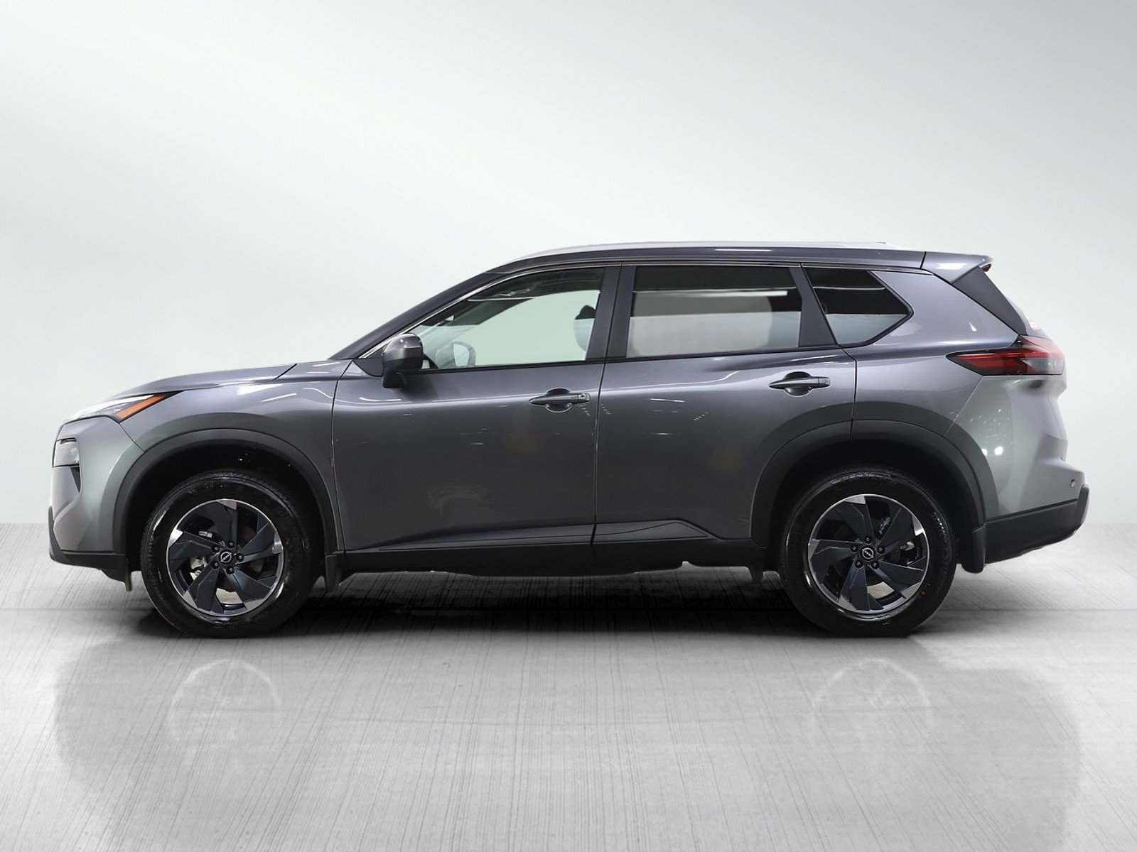 Used 2026 Nissan Rogue SV w/ SV Premium Package image 2