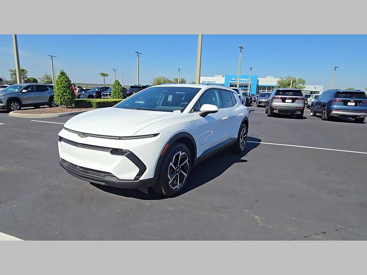 New 2026 Chevrolet Equinox EV LT image 26