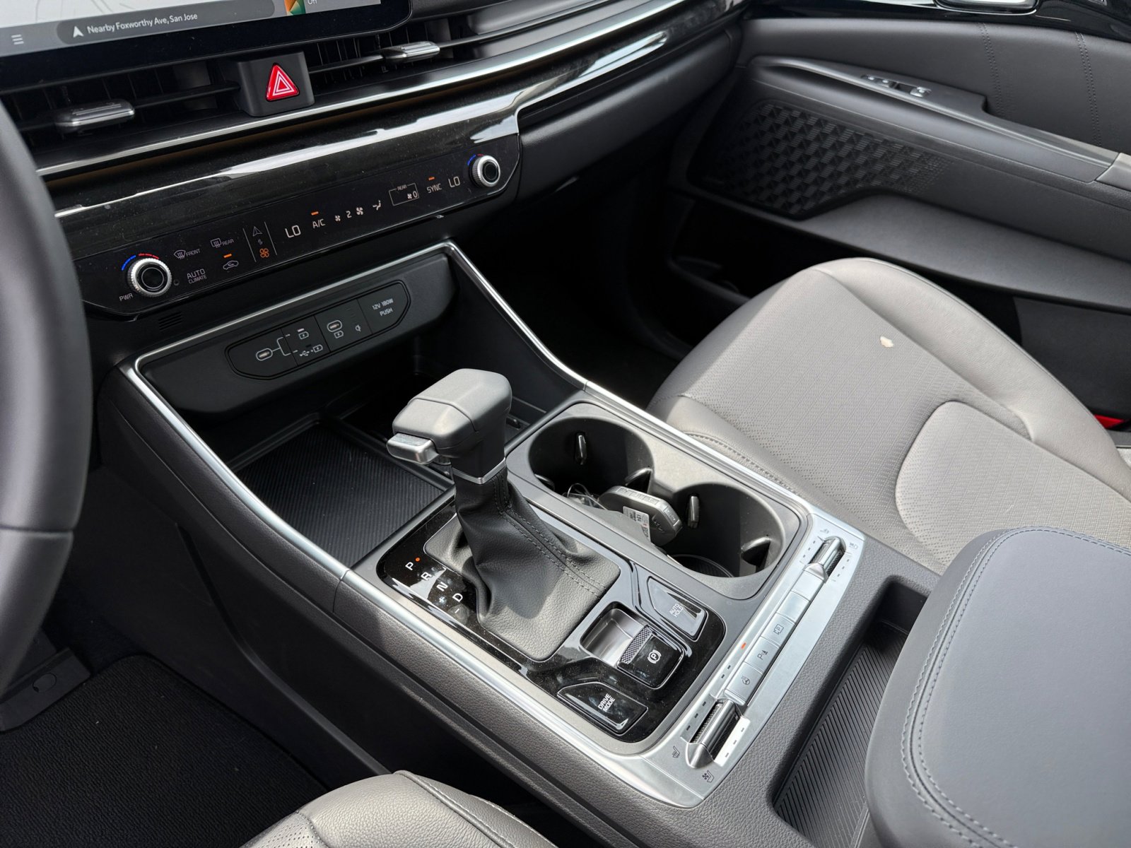 New 2025 Kia Carnival SX Prestige image 13