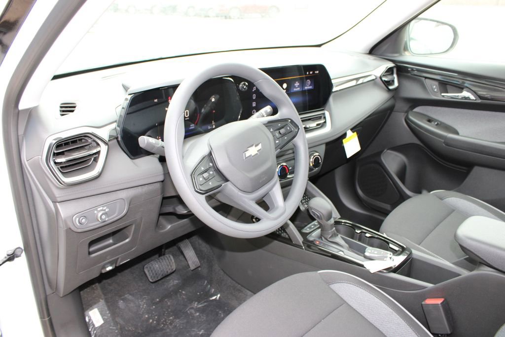 New 2026 Chevrolet TrailBlazer LS image 12