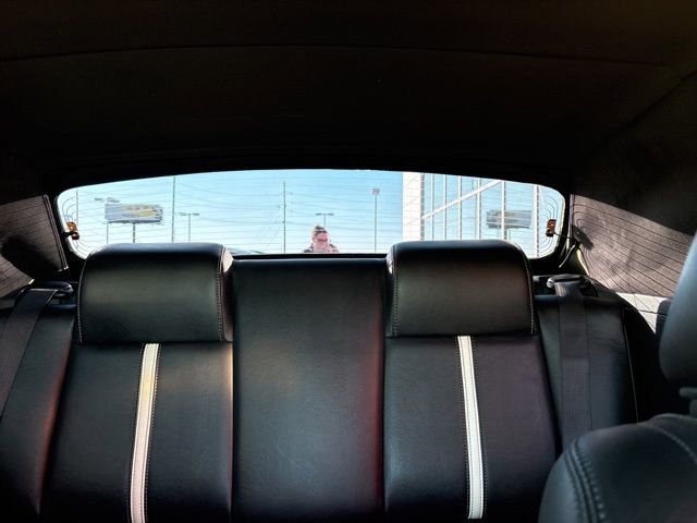 Used 2010 Ford Mustang GT image 37