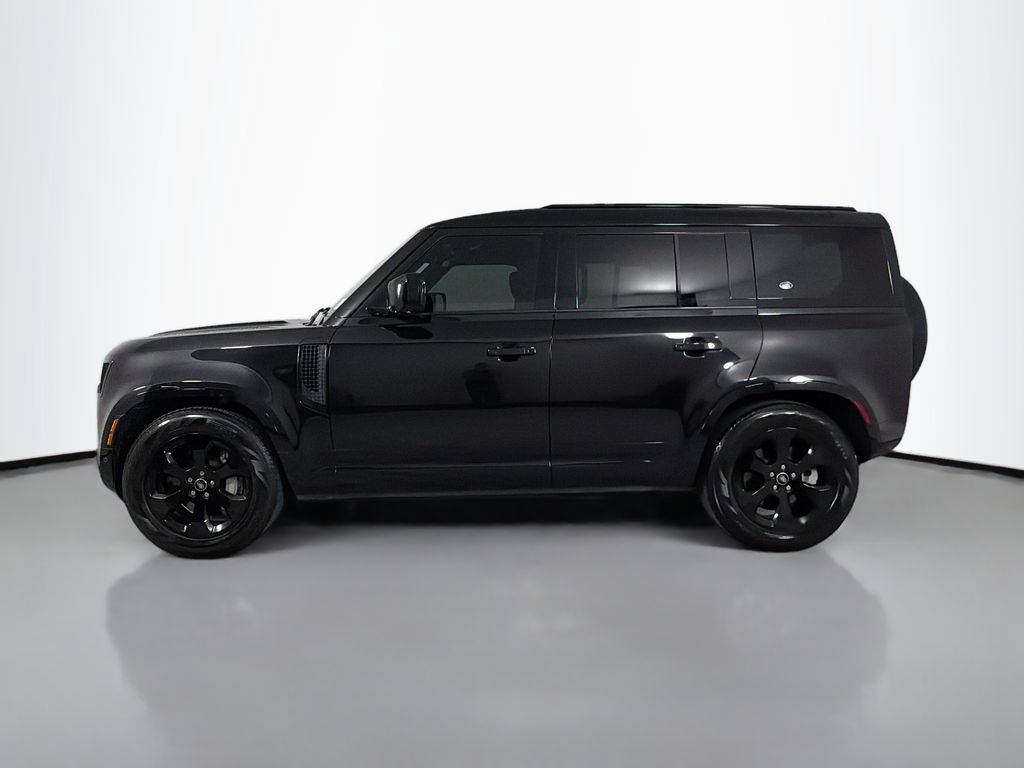 Used 2023 Land Rover Defender 110 X-Dynamic SE AWD/4WD image 8