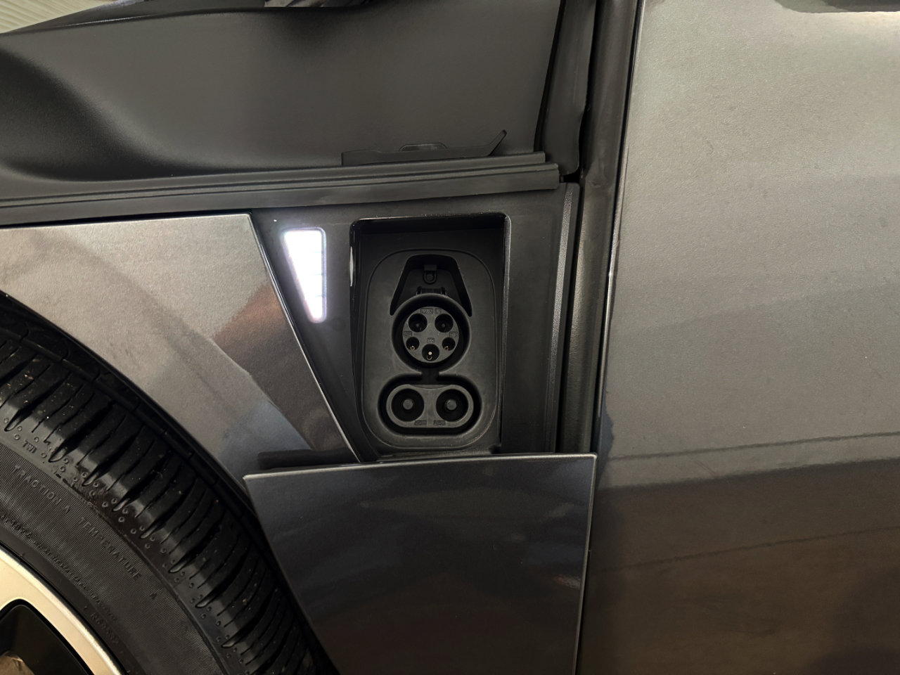 Used 2022 Lucid Air Grand Touring image 69