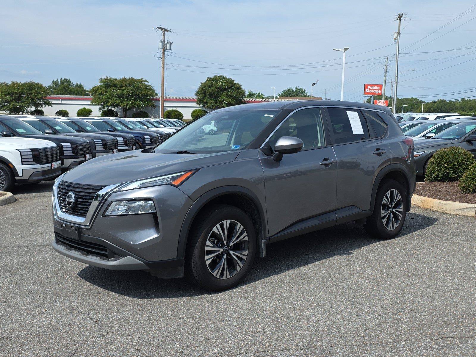 Used 2023 Nissan Rogue SV AWD/4WD image 2