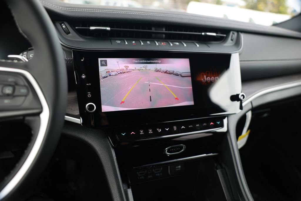 New 2026 Jeep Grand Cherokee Limited image 19