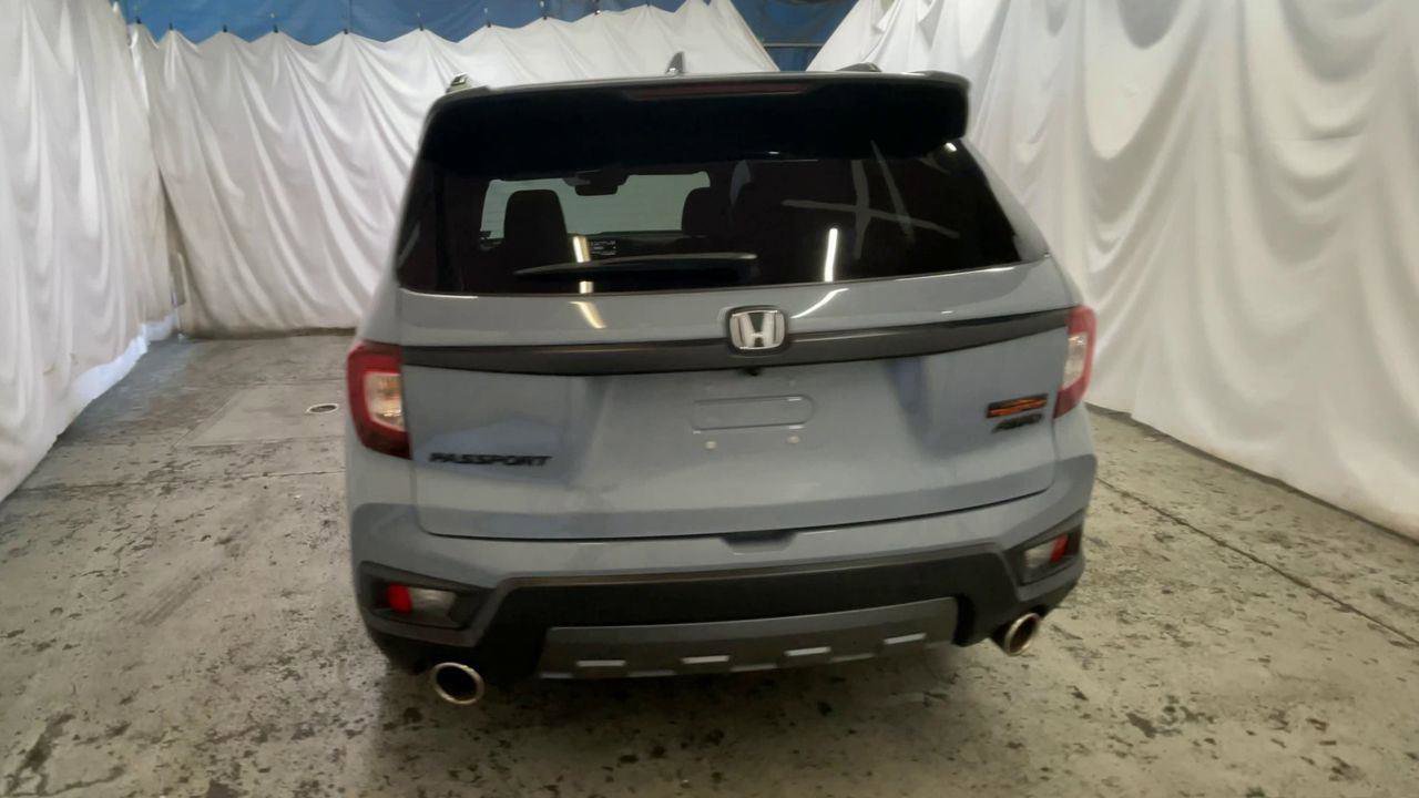 Certified 2023 Honda Passport TrailSport image 7