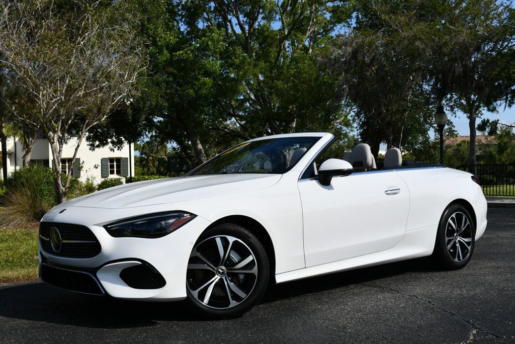 Used 2024 Mercedes-Benz CLE 300 4MATIC Cabriolet w/ Driver Assistance Package image 23