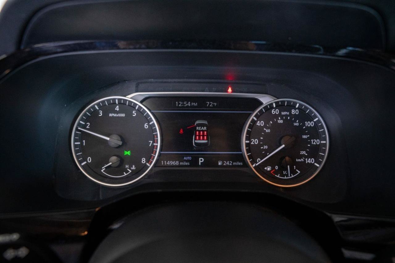 Used 2024 Nissan Pathfinder SV AWD/4WD image 18