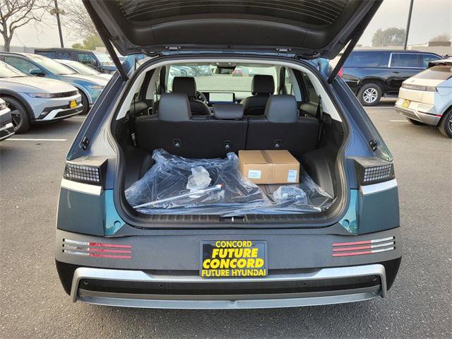 New 2026 Hyundai Ioniq 5 SEL image 17