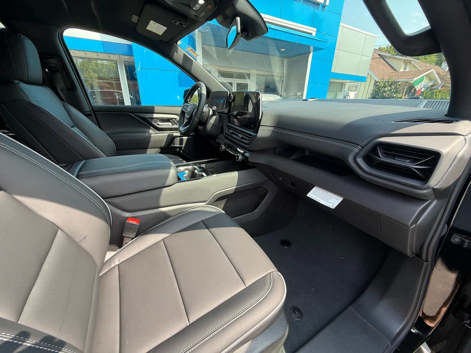 New 2026 Chevrolet Silverado EV LT image 31