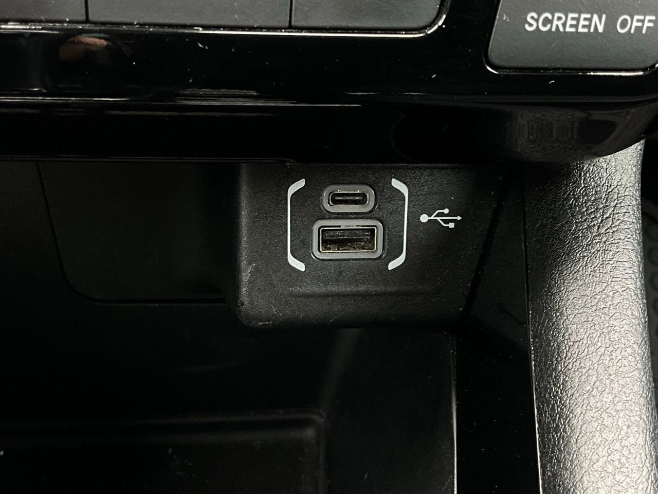 Used 2025 Jeep Compass Trailhawk image 25