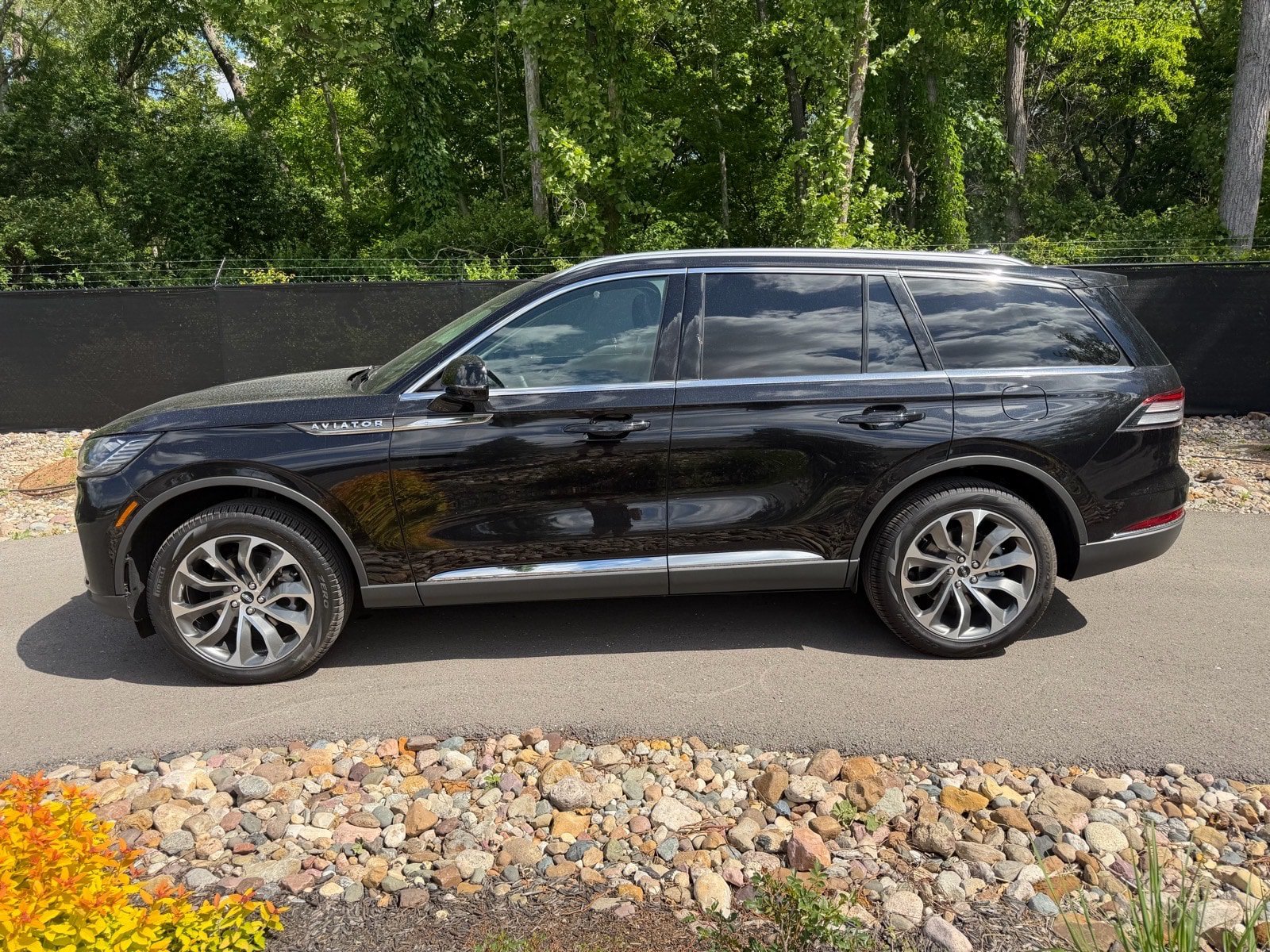 New 2026 Lincoln Aviator Reserve AWD/4WD image 2