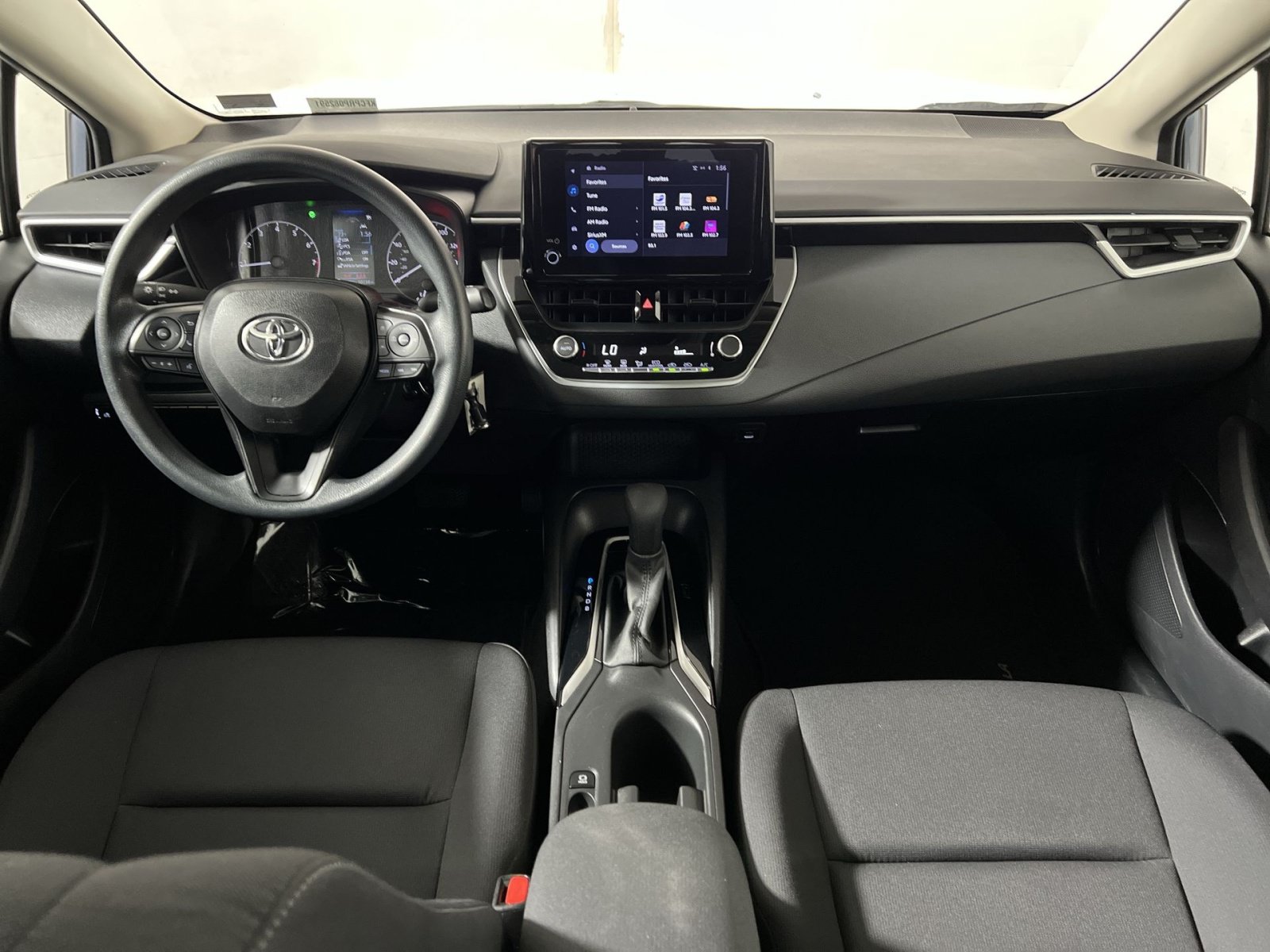 Used 2024 Toyota Corolla LE FWD image 20