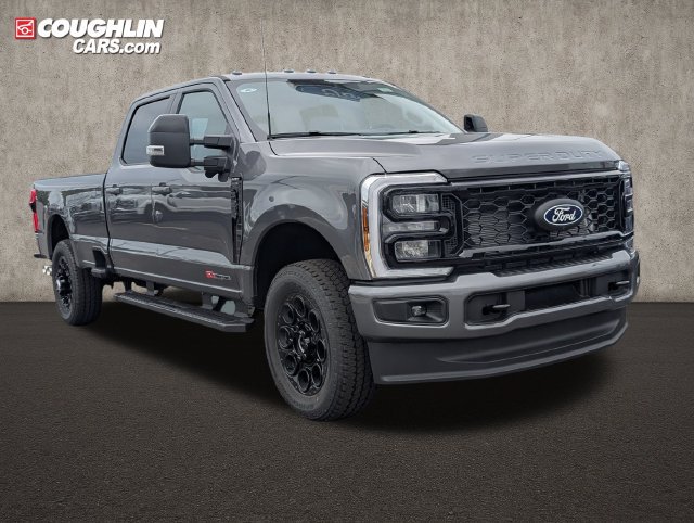 New 2027 Ford F350 Lariat w/ Black Appearance Package