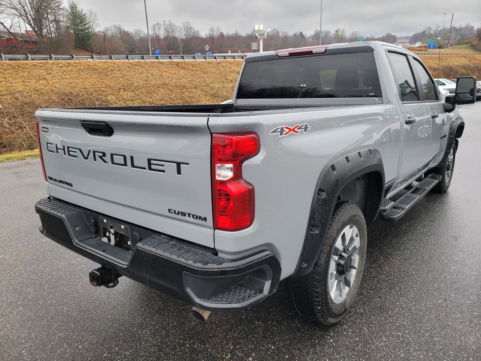 Used 2024 Chevrolet Silverado 2500 Custom w/ LPO, Dark Essentials Package image 7