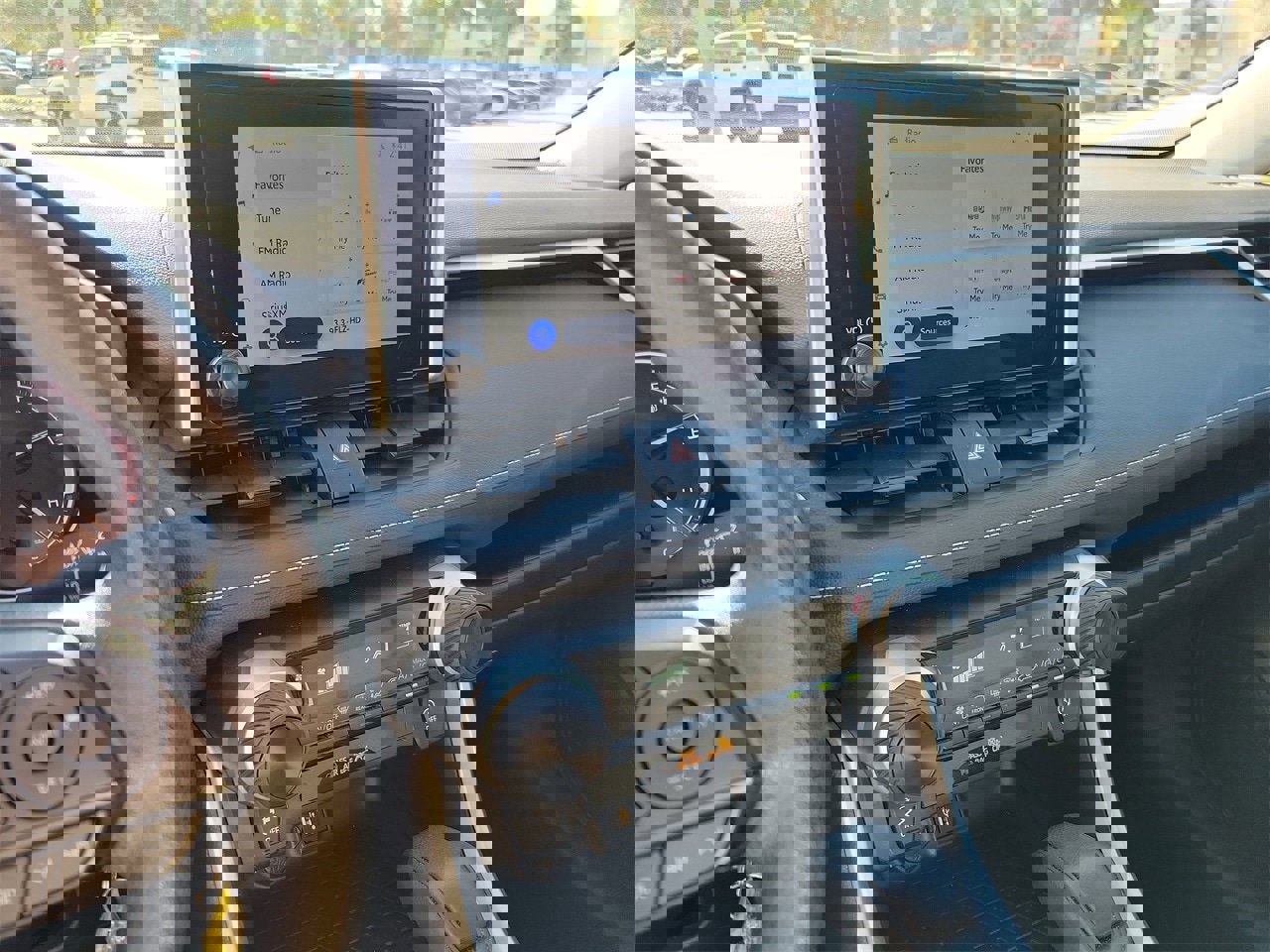 Used 2025 Toyota RAV4 LE image 23