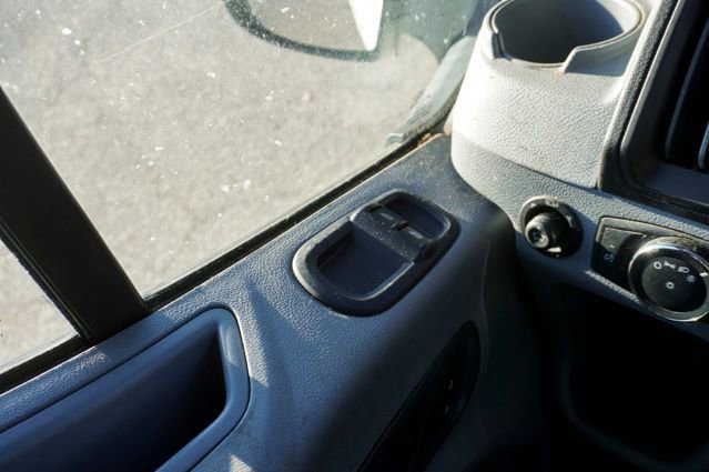 Used 2019 Ford Transit 150 XLT image 25