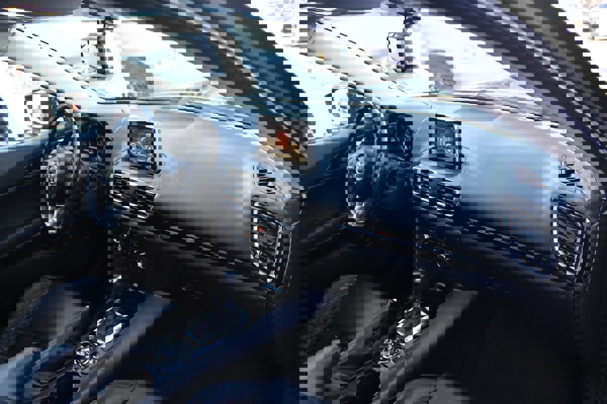 Used 2014 MAZDA MAZDA3 i Grand Touring image 20