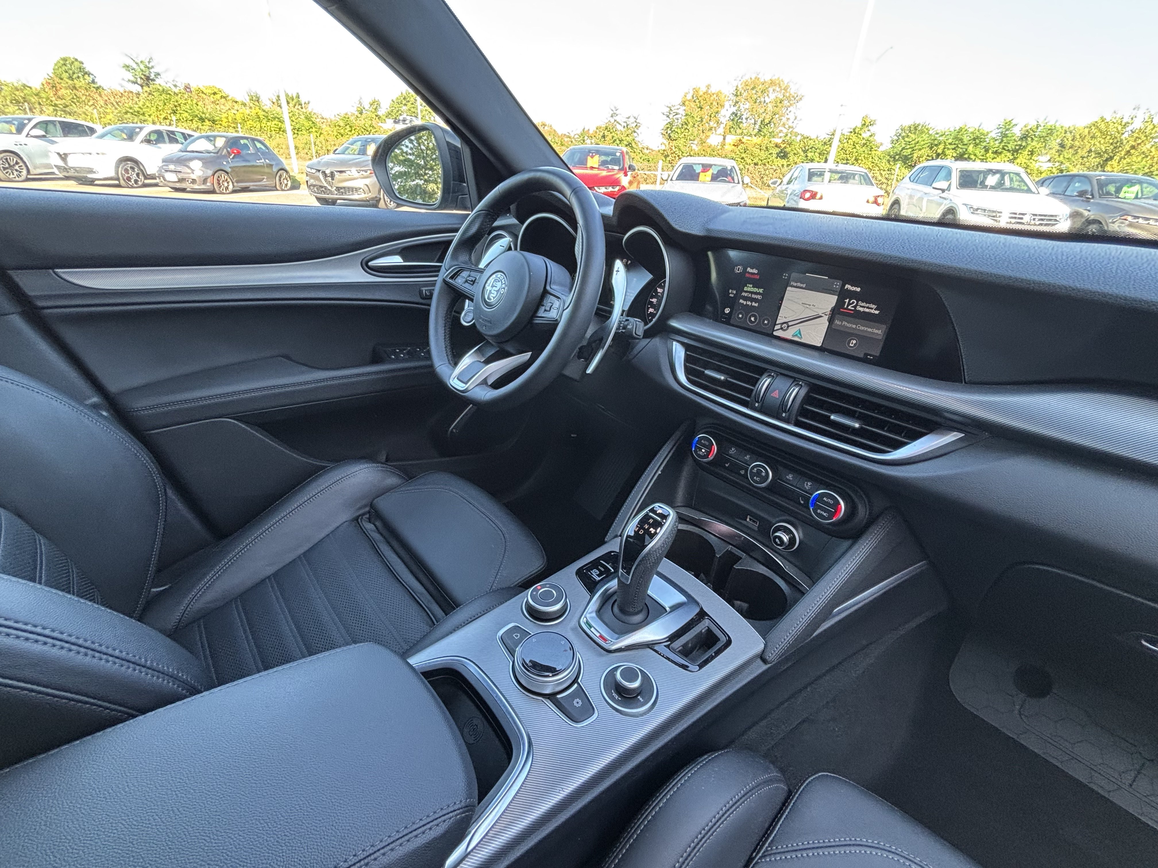 Certified 2023 Alfa Romeo Stelvio Veloce AWD/4WD image 32
