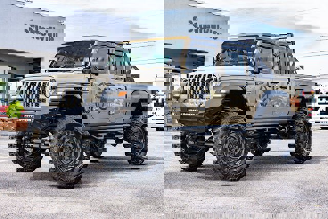 Used 2020 Jeep Gladiator Sport w/ Quick Order Package 24S image 1