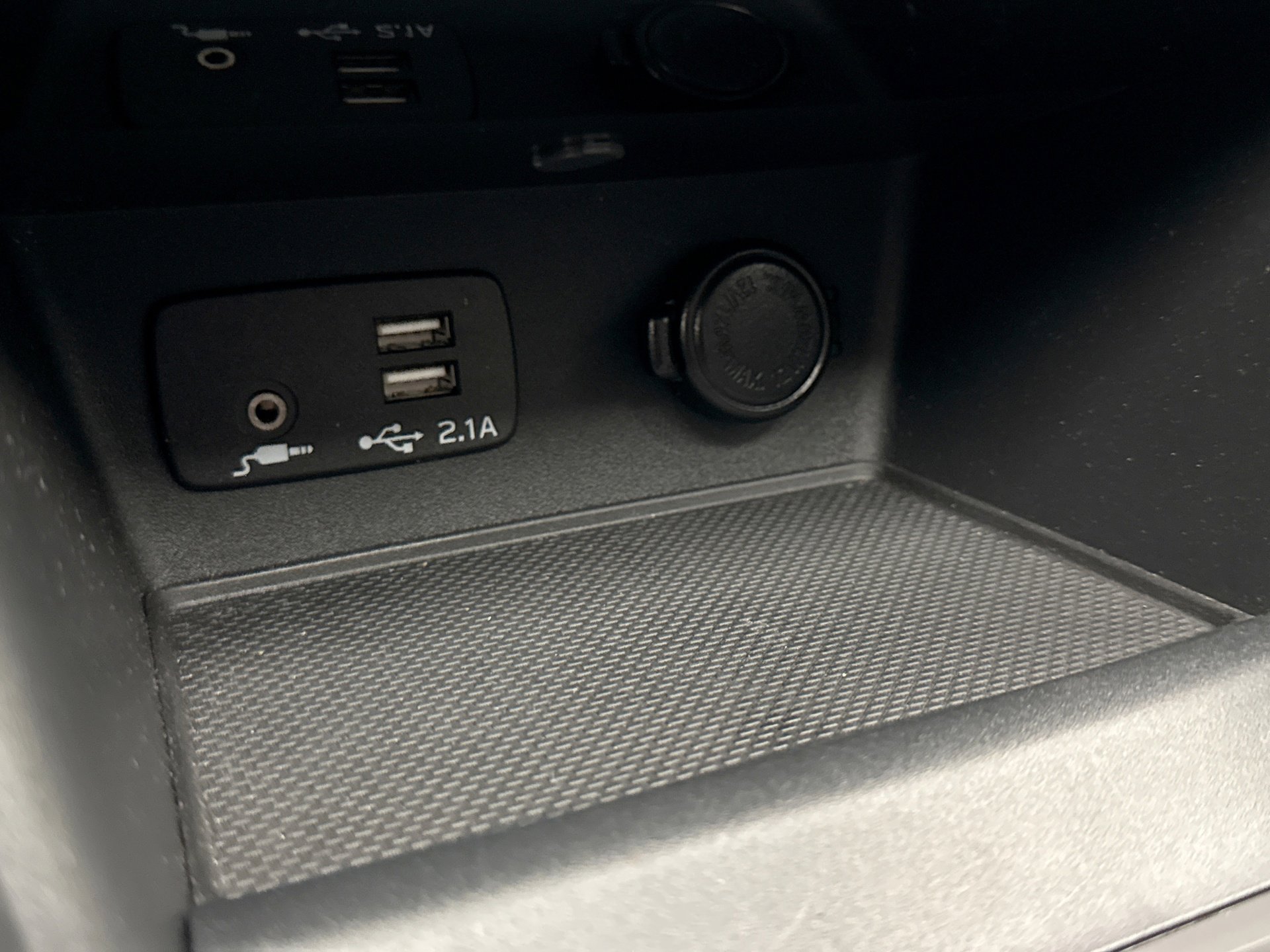 Used 2023 Subaru Forester Premium image 16