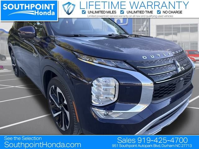 Used 2023 Mitsubishi Outlander SE