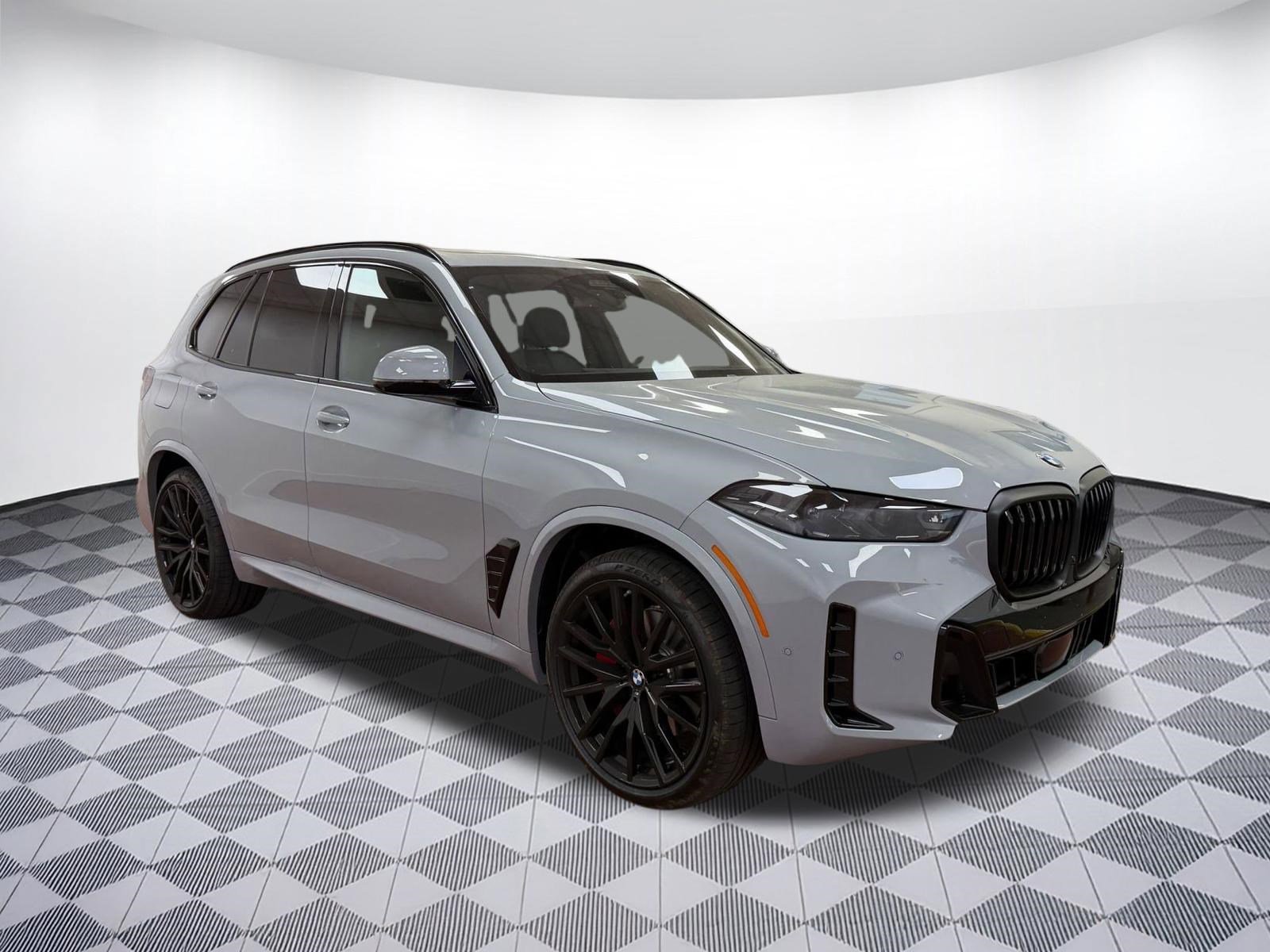Used 2026 BMW X5 xDrive40i w/ M Sport Package image 7
