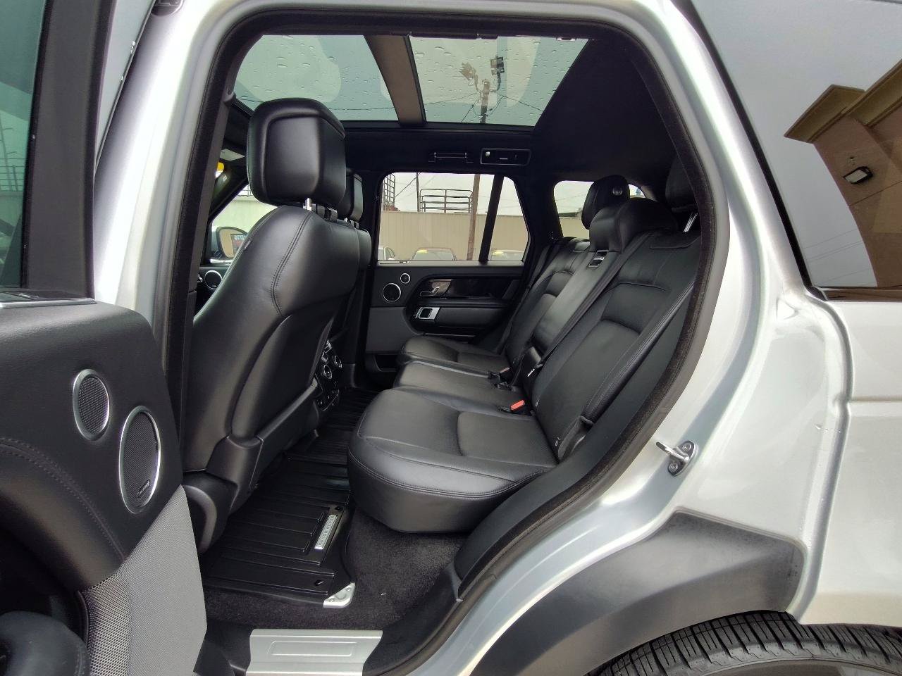 Used 2019 Land Rover Range Rover Supercharged AWD/4WD image 34