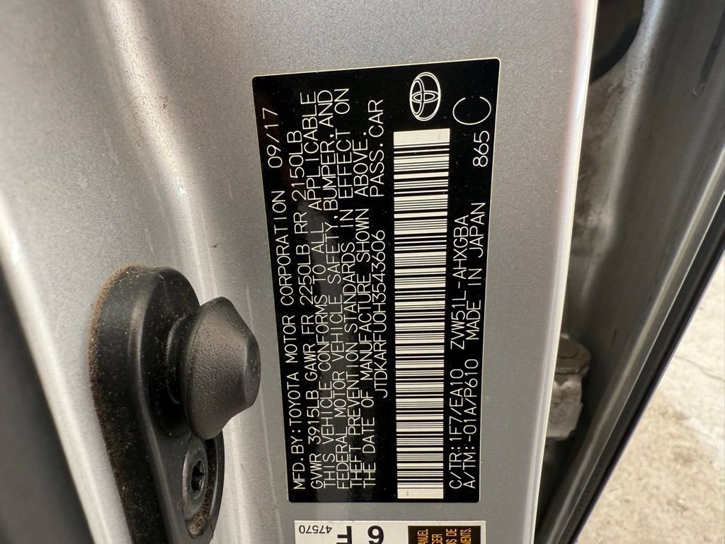 Used 2017 Toyota Prius Four w/ Advanced Technology Package FWD image 30